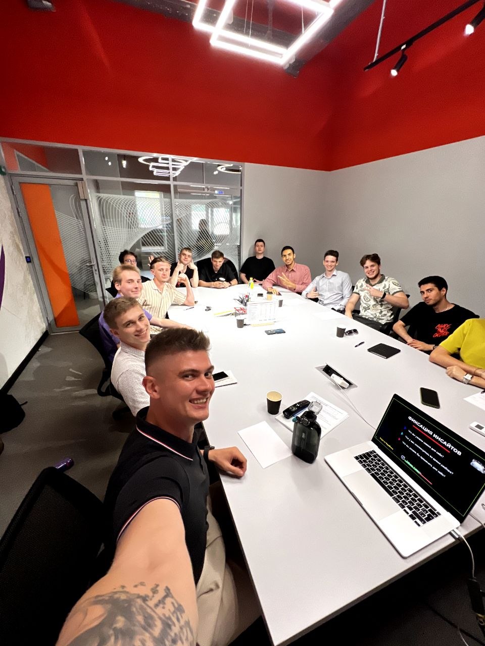 Участники сообщества UpGenius на встрече предпринимателей